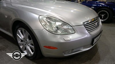 Lot 880 - 2001 LEXUS SC 430