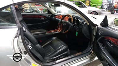 Lot 880 - 2001 LEXUS SC 430