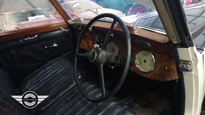 Lot 46 - 1949 DAIMLER DB18