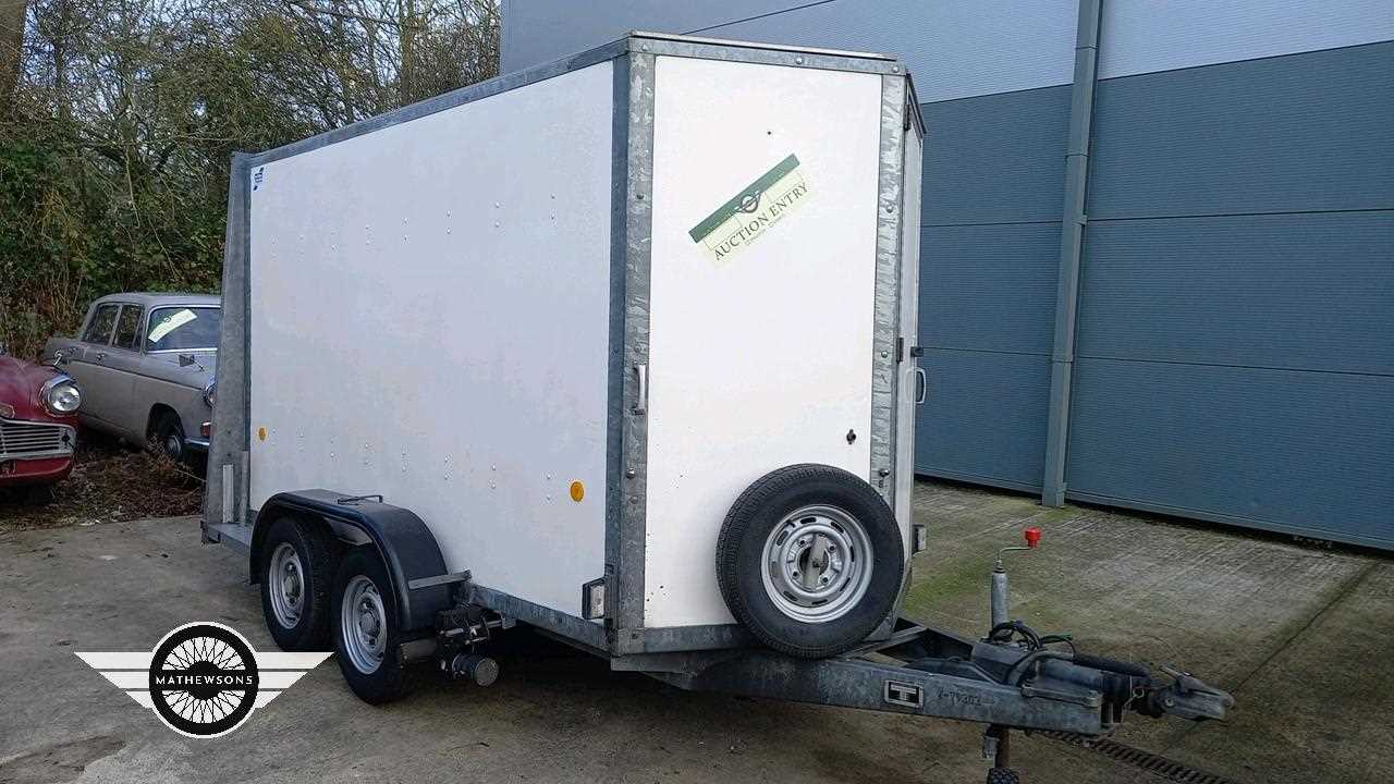 Lot 148 - IFOR WILLIAMS BOX TRAILER