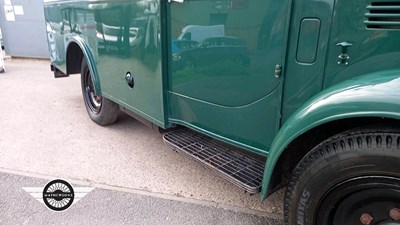 Lot 806 - 1939 BEDFORD K TYPE