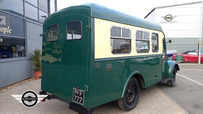 Lot 806 - 1939 BEDFORD K TYPE