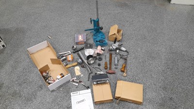 Lot 875 - SELECTION OF CAR RELATED PARTS