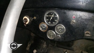 Lot 752 - 1939 BEDFORD BYC