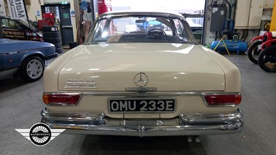 Lot 618 - 1967 MERCEDES 250 SE