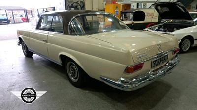 Lot 618 - 1967 MERCEDES 250 SE