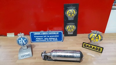 Lot 741 - BOX OF AA / RAC BADGES & FIRE EXTINGUISHER