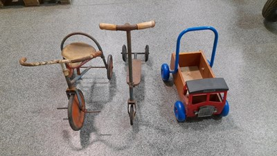 Lot 751 - CHILDS TRIKE,SCOOTER + PUSH ALONG TRUCK