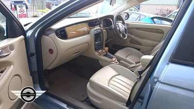 Lot 836 - 2004 JAGUAR X-TYPE SE AWD AUTO