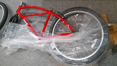 Lot 513 - NEW BOXED SNAP ON MOUNTAIN BIKE