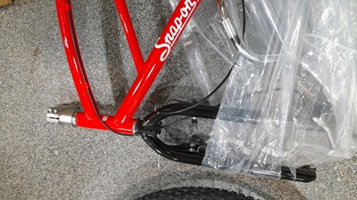 Lot 513 - NEW BOXED SNAP ON MOUNTAIN BIKE