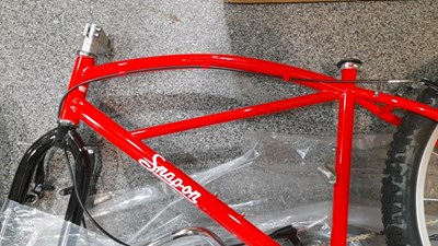 Lot 513 - NEW BOXED SNAP ON MOUNTAIN BIKE