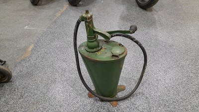 Lot 783 - GEAR OIL DISPENSER