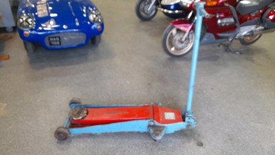 Lot 275 - BRADBURY TROLLEY JACK