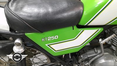 Lot 40 - KAWASAKI KT 250