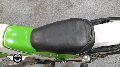 Lot 40 - KAWASAKI KT 250