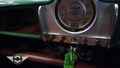 Lot 528 - 1966 MORRIS MINOR VAN