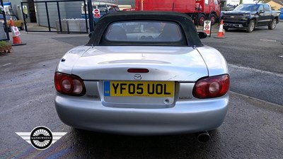 Lot 54 - 2005 MAZDA MX-5 S-VT SPORT