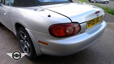 Lot 54 - 2005 MAZDA MX-5 S-VT SPORT