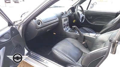 Lot 54 - 2005 MAZDA MX-5 S-VT SPORT