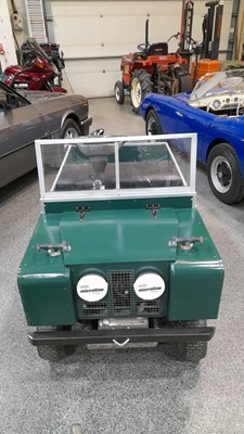 Lot 312 - SCALE MODEL LAND ROVER ( LAWN- ROVER )