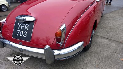 Lot 202 - 1962 JAGUAR 2.4/240