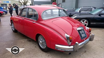 Lot 202 - 1962 JAGUAR 2.4/240