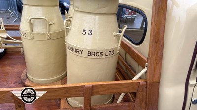 Lot 192 - 1954 MORRIS PICK-UP