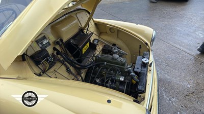 Lot 192 - 1954 MORRIS PICK-UP