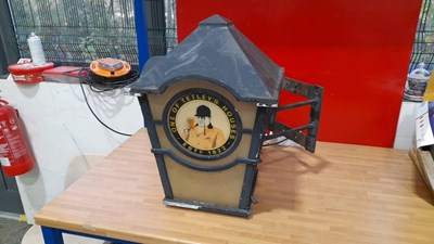 Lot 331 - TETLEYS PUB LAMP