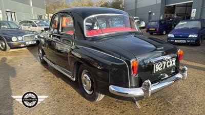 Lot 14 - 1961 ROVER P4 100