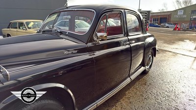 Lot 14 - 1961 ROVER P4 100