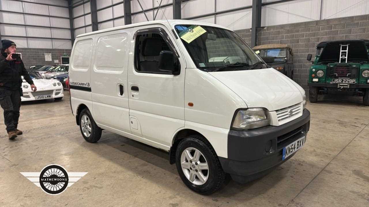 Lot 30 - 2004 SUZUKI CARRY 1.3 TUNING VAN