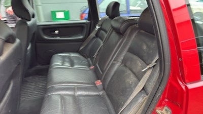 Lot 66 - 1999 VOLVO V70 SE T5