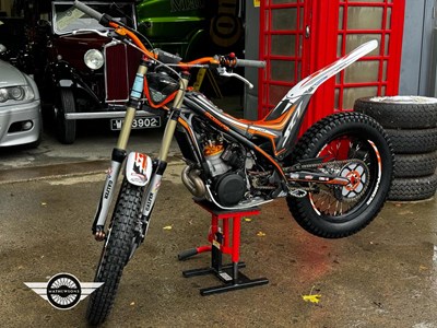 Lot 374 - 2021 SCORPA 300 TRIALS BIKE