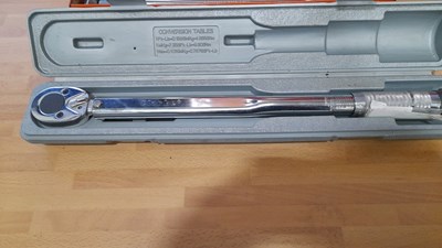 Lot 841 - SOCKET SET & TORQUE WRENCH