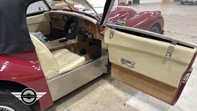 Lot 114 - 1983 JAGUAR ARISTOCAT