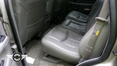 Lot 166 - 2003 CADILLAC ESCALADE