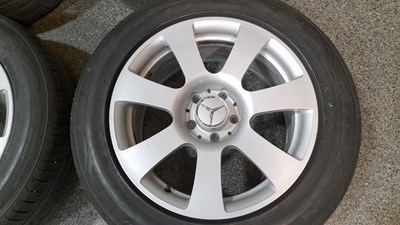 Lot 403 - 17" MERCEDES 5 STUD ALLOY WHEELS WITH TYRES 235/55 ZR 17