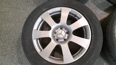 Lot 403 - 17" MERCEDES 5 STUD ALLOY WHEELS WITH TYRES 235/55 ZR 17
