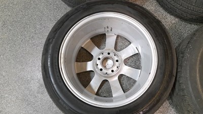 Lot 403 - 17" MERCEDES 5 STUD ALLOY WHEELS WITH TYRES 235/55 ZR 17