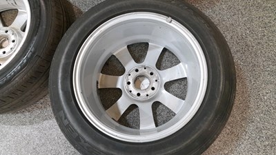 Lot 403 - 17" MERCEDES 5 STUD ALLOY WHEELS WITH TYRES 235/55 ZR 17