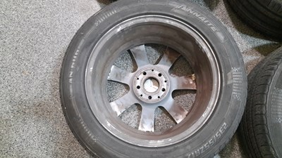 Lot 403 - 17" MERCEDES 5 STUD ALLOY WHEELS WITH TYRES 235/55 ZR 17