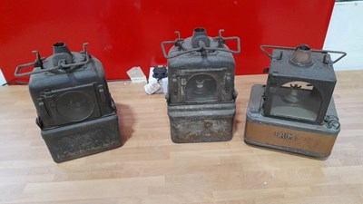 Lot 395 - 3 X BURNER SIGNAL LAMPS