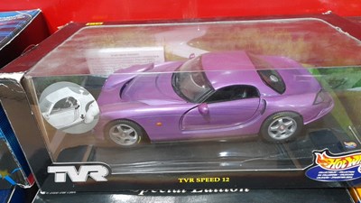 Lot 573 - SELECTION OF DIE CAST 1.18 SCALE MODELS