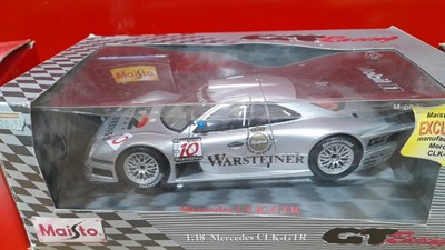 Lot 589 - SELECTION OF DIE CAST 1.18 SCALE MODELS