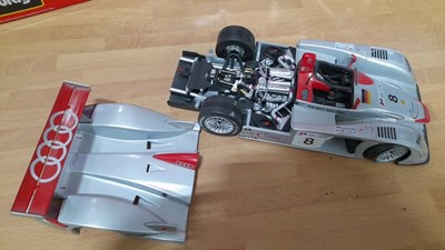 Lot 589 - SELECTION OF DIE CAST 1.18 SCALE MODELS