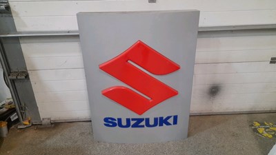 Lot 409 - SUZUKI DEALERSHIP SIGN 46" X 36"