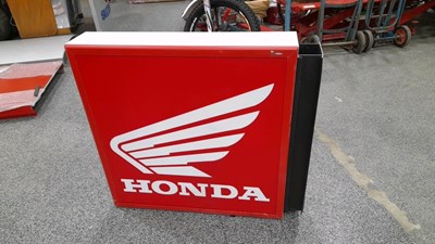 Lot 457 - HONDA DOUBLE-SIDED DEALERSHIP LIGHT-UP SIGN 34" X 31"