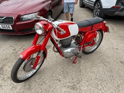 Lot 83 - 1958 MV AUGUSTA 175 AB